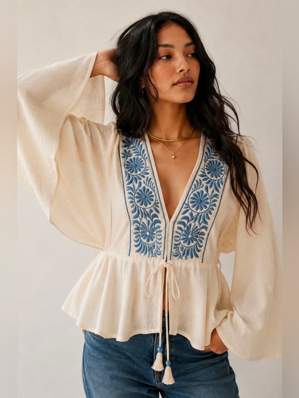 Band of the Free Embroided Kimno Blouse Blue/Cream Sz Small Beaded NWT$100